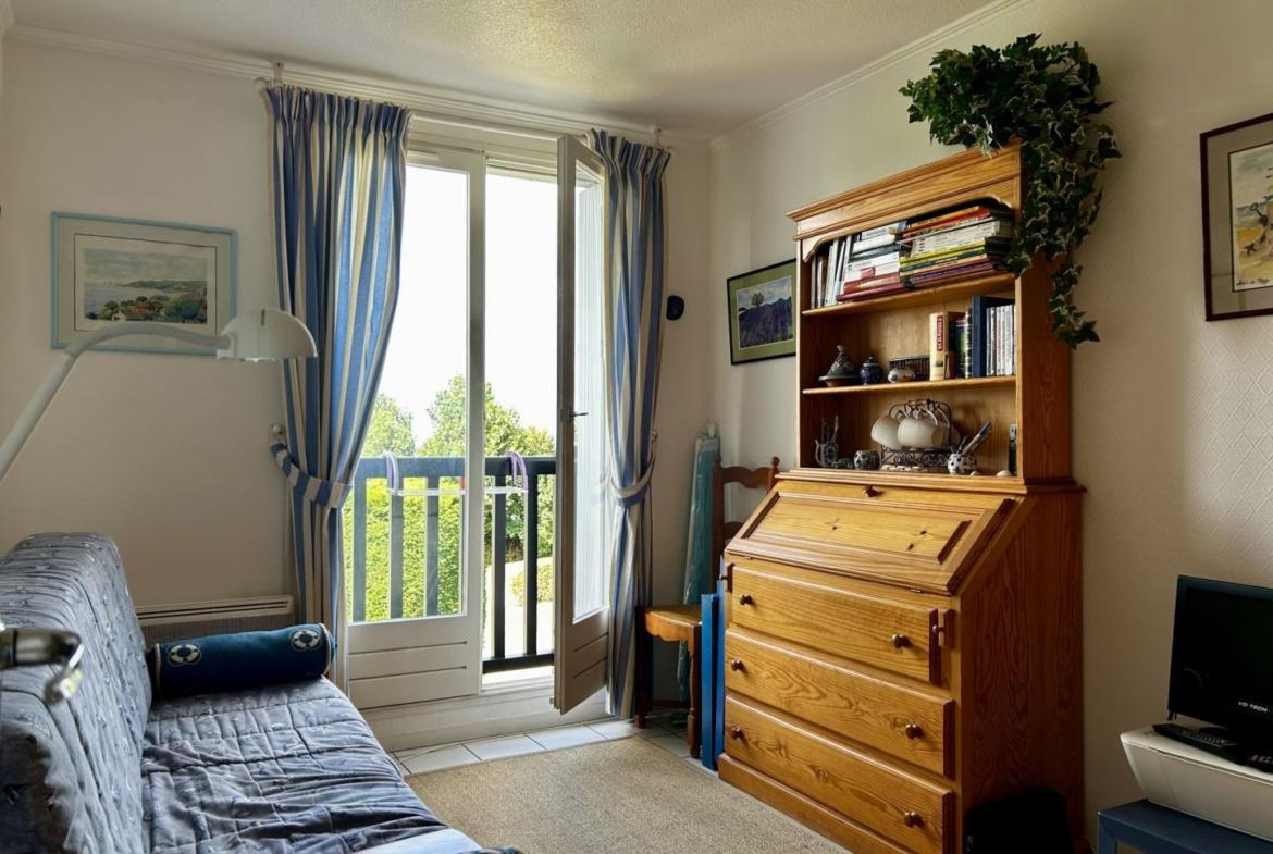 Appartement 2 pièces à vendre à Blonville-sur-Mer de 31 m² avec balcon, à 700m des plages, situé dans une résidence avec ascenseur.