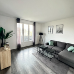 Appartement 4 pièces de 68 m² à Saint‑Brieuc, balcon, trois chambres, cave, parking collectif, idéal investissement.