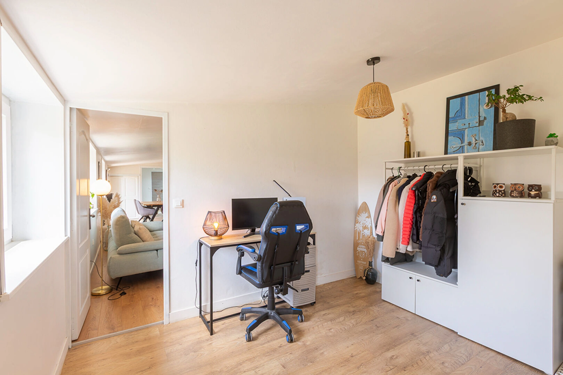 Maison plain‑pied 4 pièces de 91 m² à Pommeret avec garage et terrain 406 m², poêle à bois, au calme en impasse.