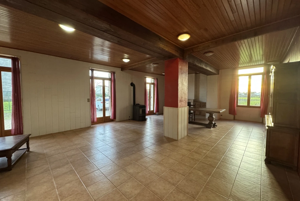 Maison familiale avec dépendance et jardin à Barsac (33720) 