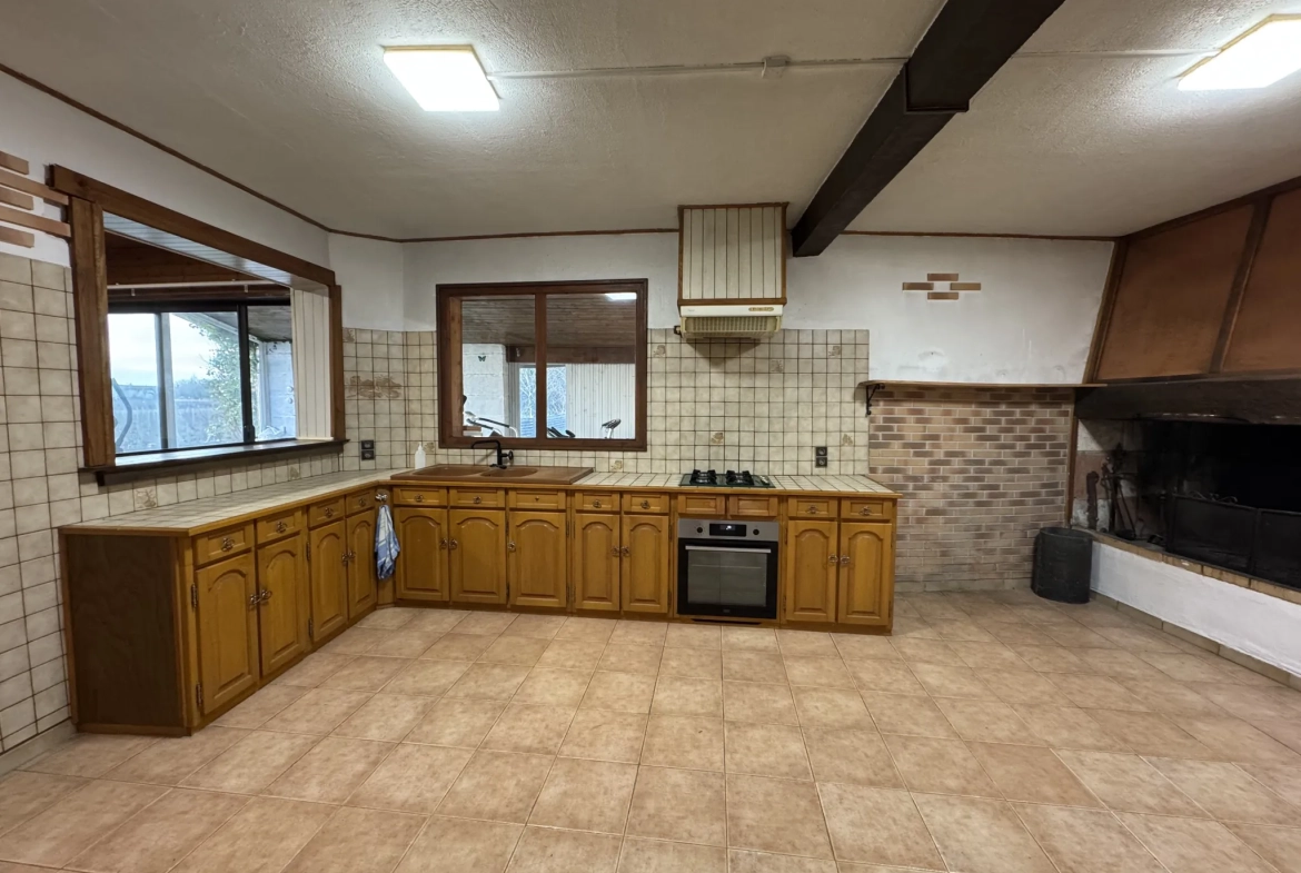 Maison familiale avec dépendance et jardin à Barsac (33720) 