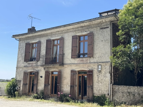 Maison familiale avec dépendance et jardin à Barsac (33720)