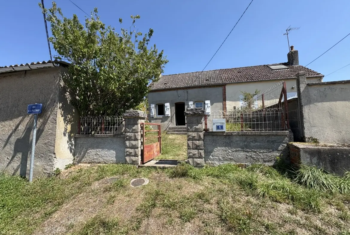 Maison de campagne mitoyenne à Cercy-la-Tour - Pied-à-terre idéal 