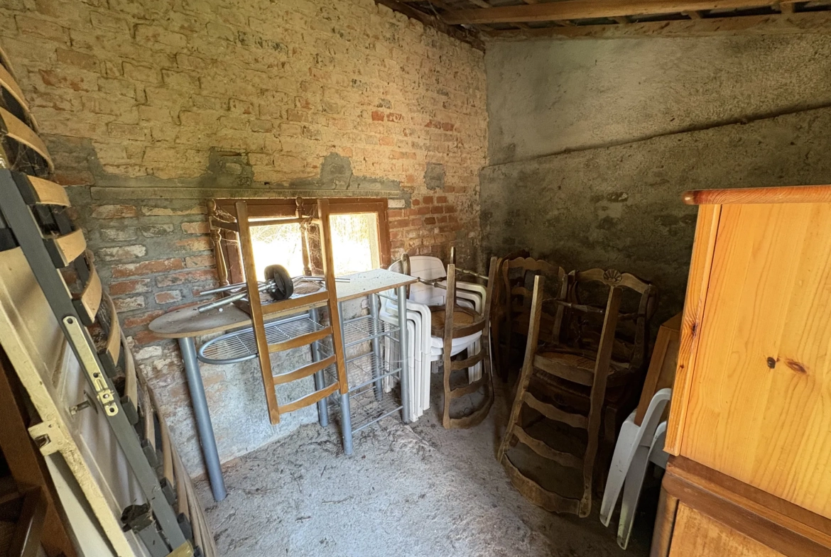 Maison de campagne mitoyenne à Cercy-la-Tour - Pied-à-terre idéal 