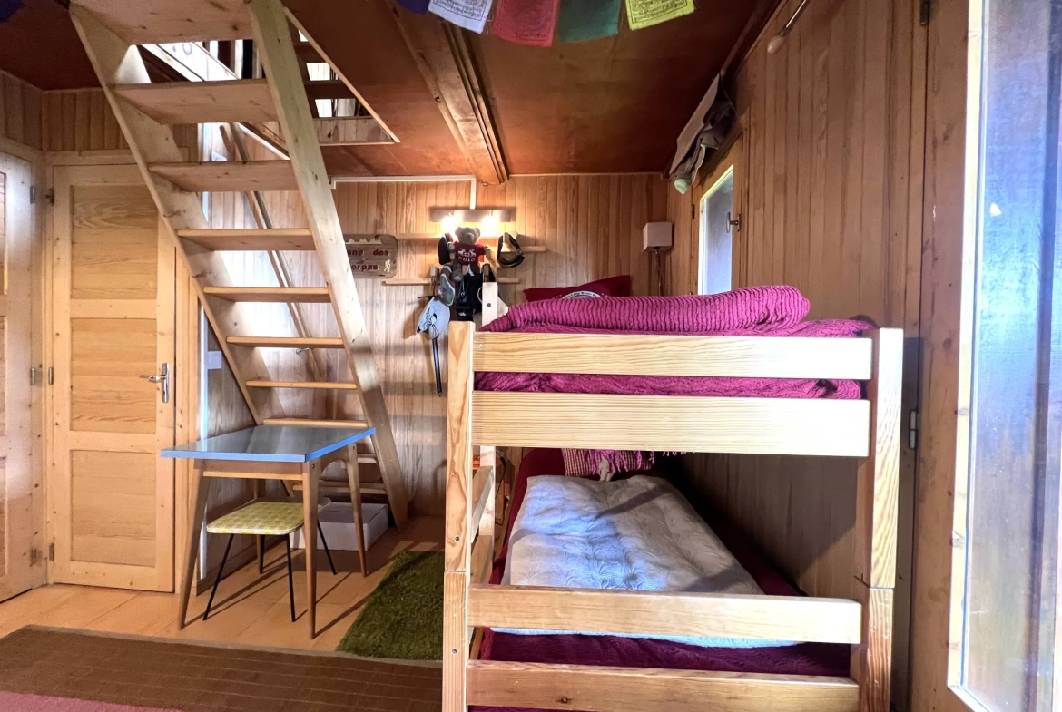 Charmant chalet à vendre dans le parc naturel des Pyrénées ariégeoises 