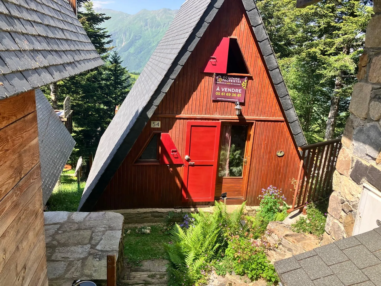Charmant chalet à vendre dans le parc naturel des Pyrénées ariégeoises 