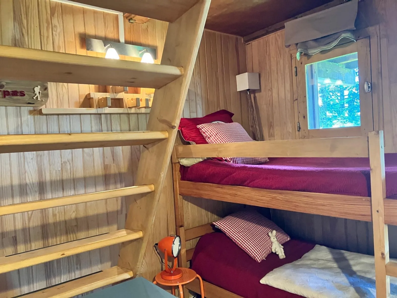 Charmant chalet à vendre dans le parc naturel des Pyrénées ariégeoises 