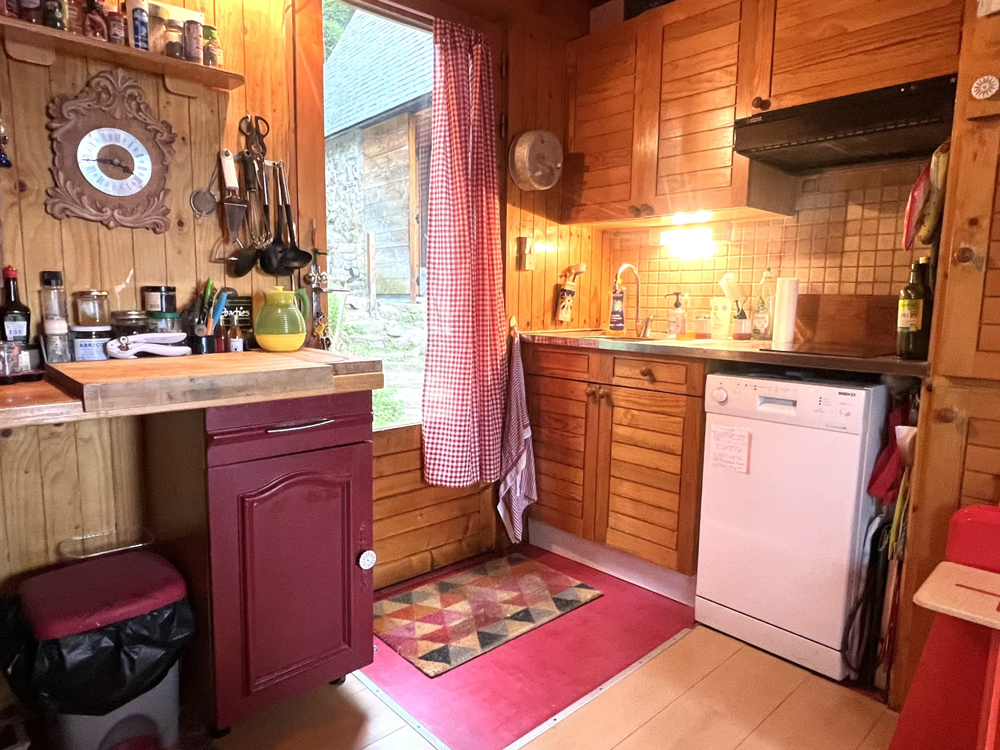 Charmant chalet à vendre dans le parc naturel des Pyrénées ariégeoises 