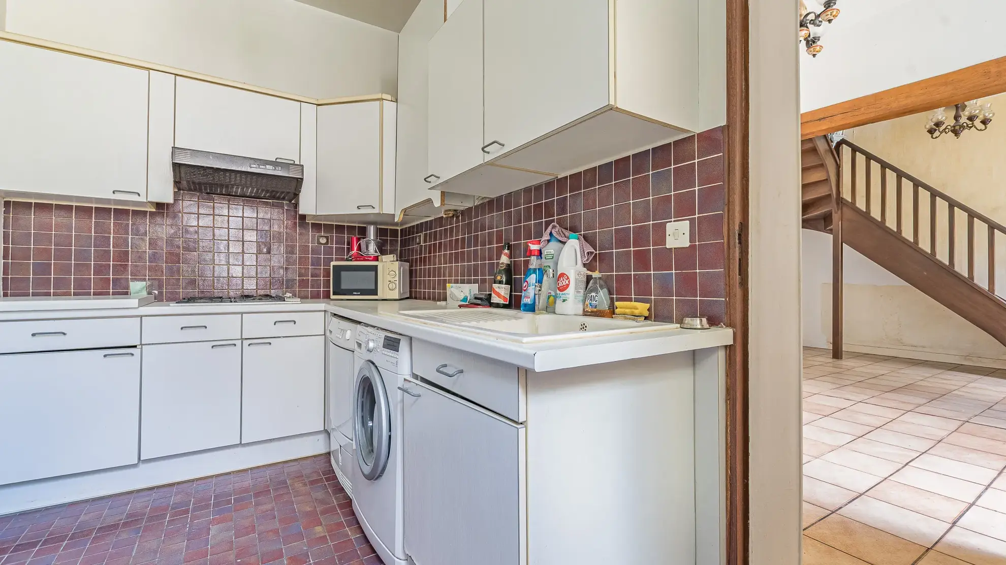 Appartement 2 chambres à vendre à Chantilly, centre-ville, à rénover 