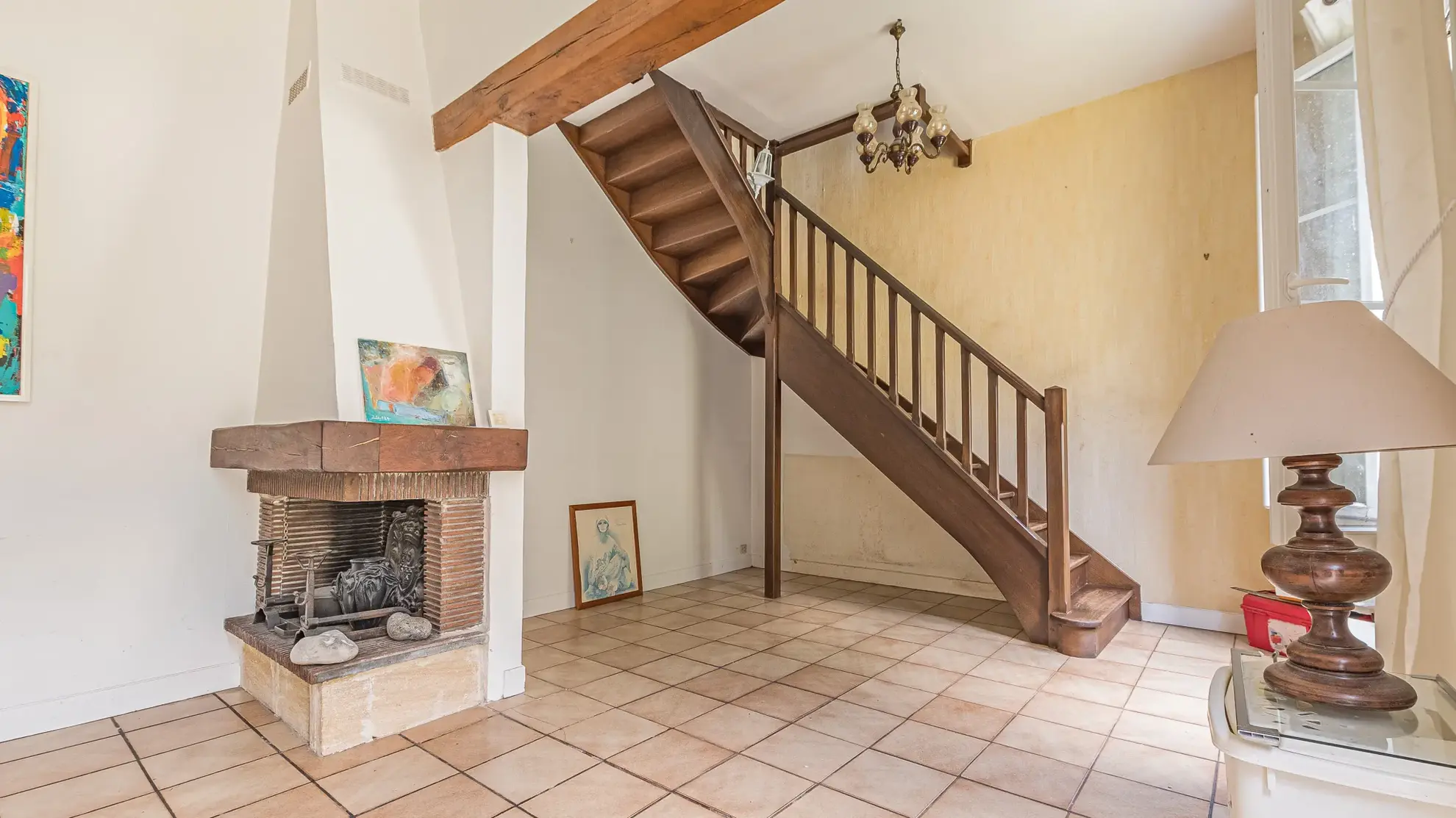 Appartement 2 chambres à vendre à Chantilly, centre-ville, à rénover 