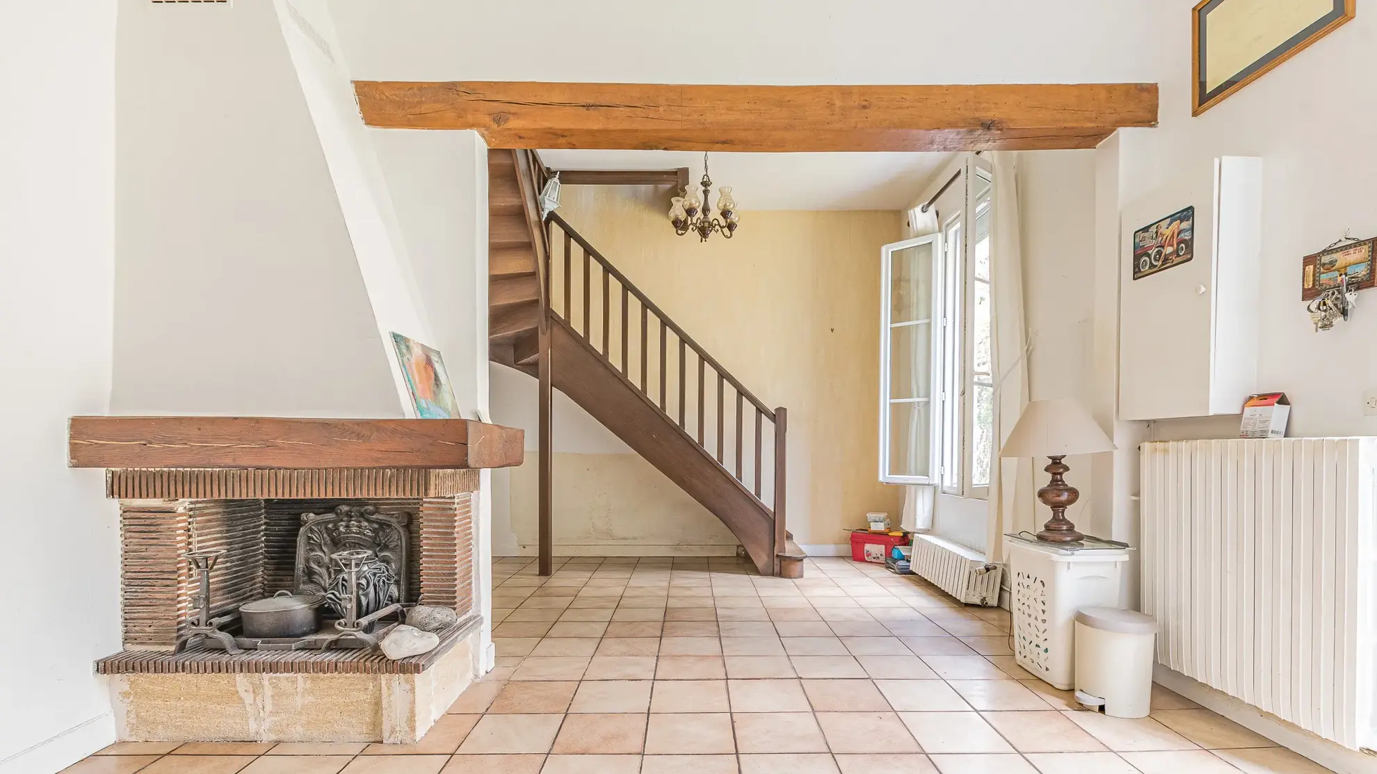 Appartement 2 chambres à vendre à Chantilly, centre-ville, à rénover 