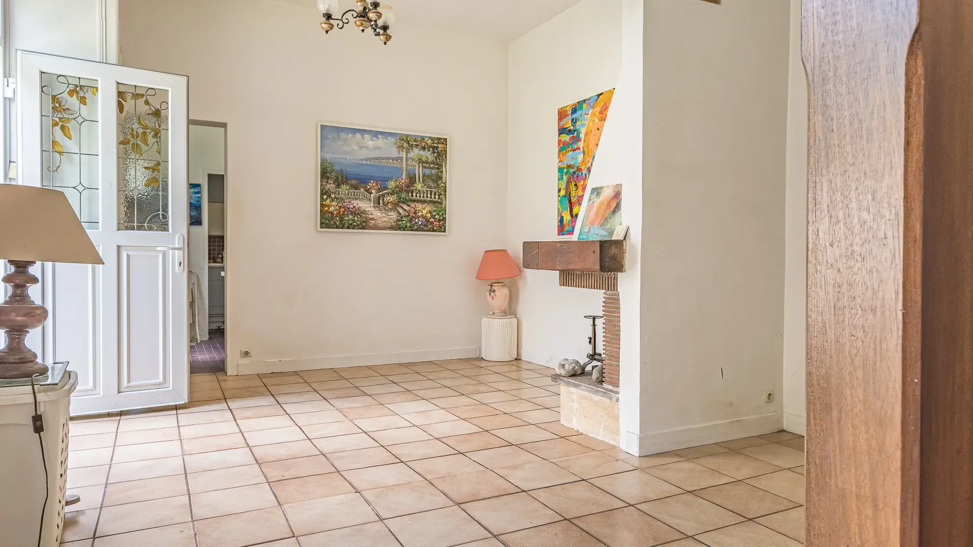 Appartement 2 chambres à vendre à Chantilly, centre-ville, à rénover 