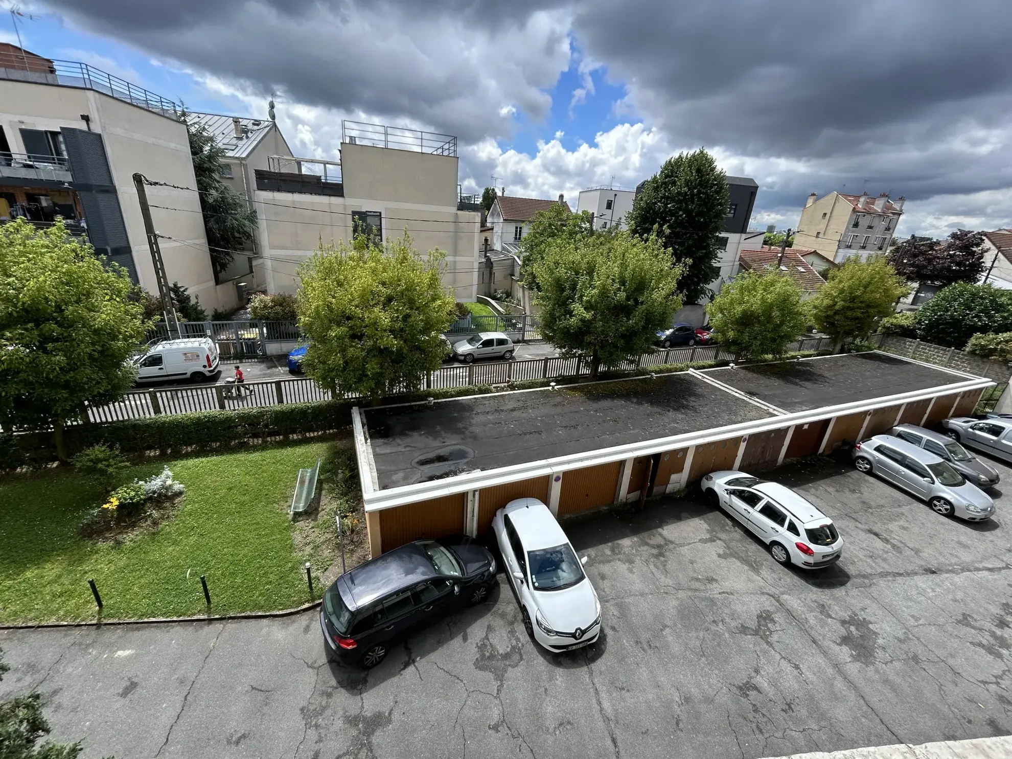 Appartement F2 à Montreuil proche métro Dhuys – Opportunité d'investissement 