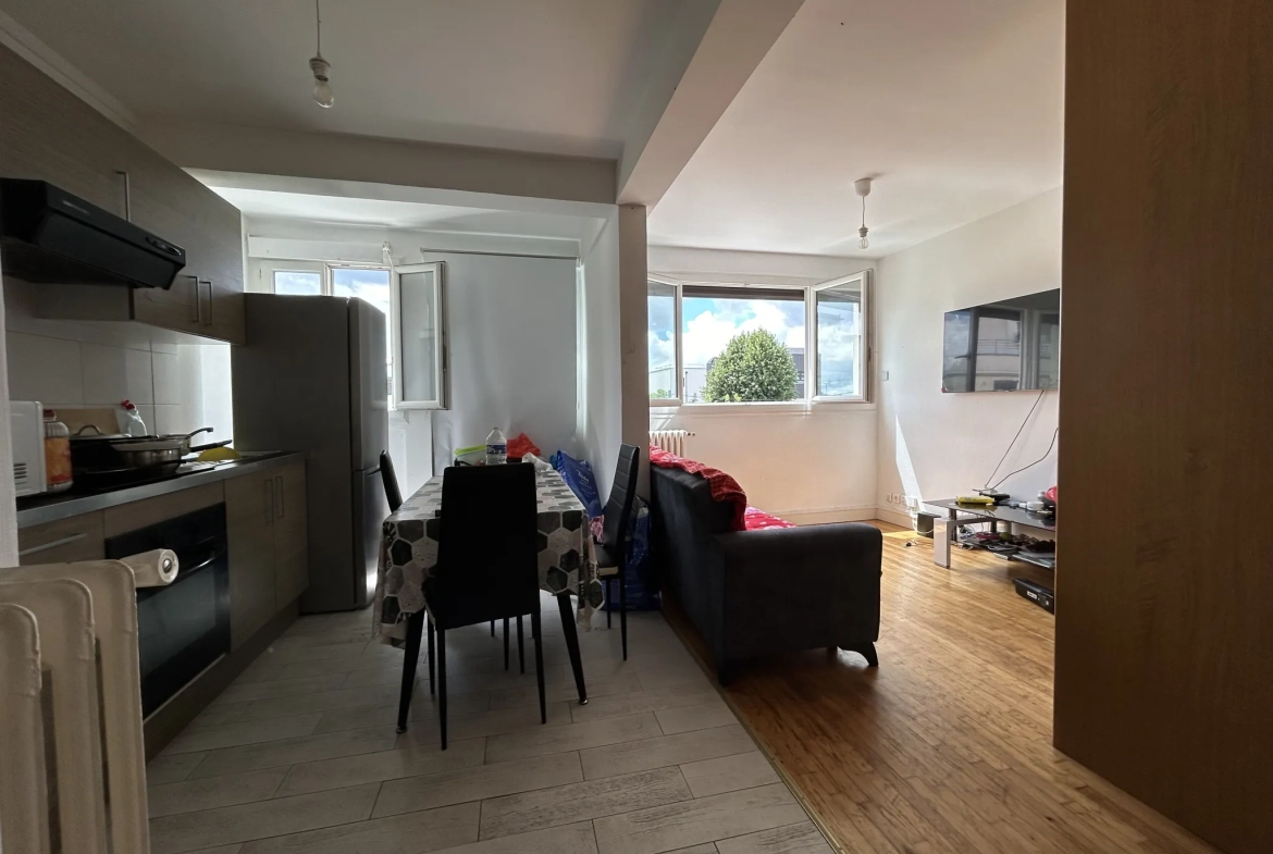 Appartement F2 à Montreuil proche métro Dhuys – Opportunité d'investissement 