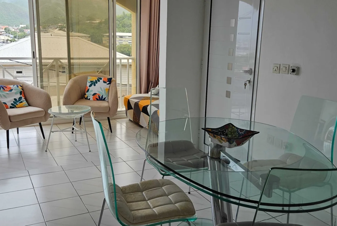 Appartement duplex avec vue sur la Marina au Marin - Idéal résidence ou investissement 