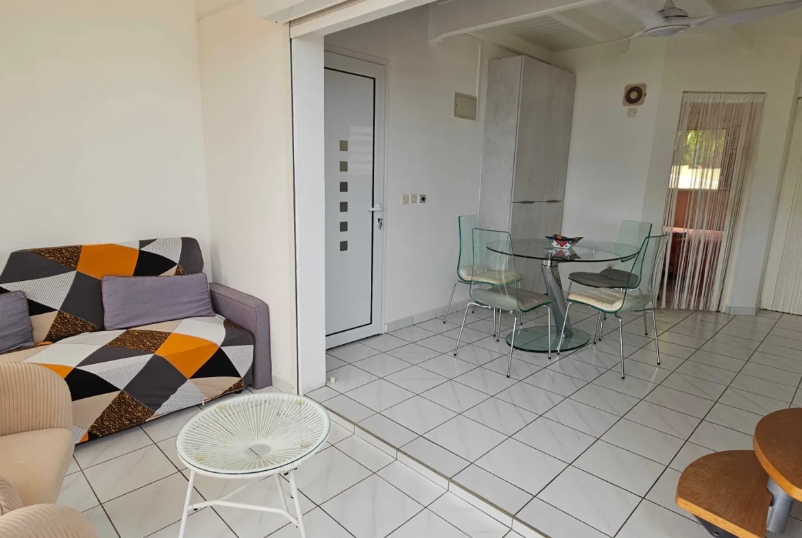Appartement duplex avec vue sur la Marina au Marin - Idéal résidence ou investissement 