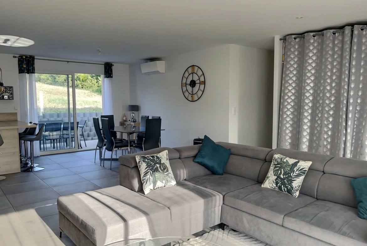 Très belle maison de plain-pied à Chauriat de 113,8 m² avec jardin et garage 