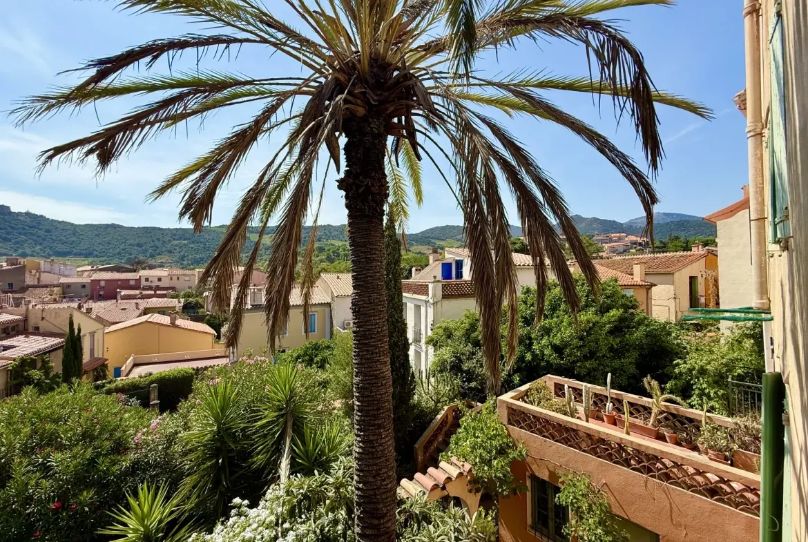 Appartement Duplex de 4 Pièces à Collioure avec Vue sur les Montagnes 
