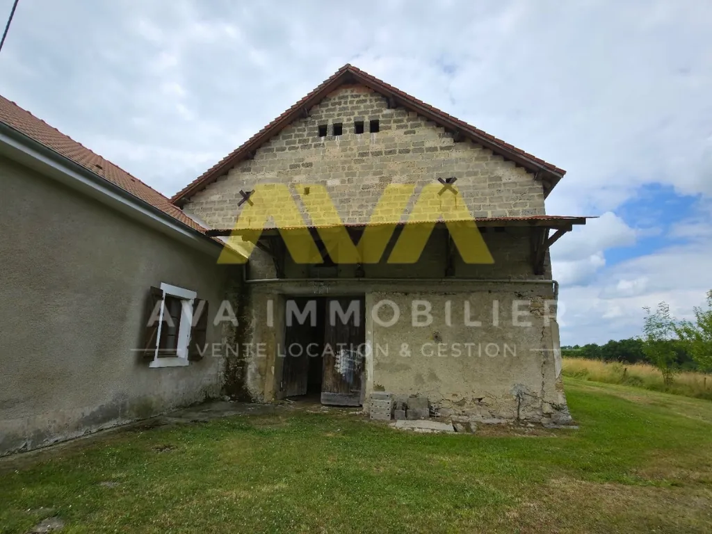 Maison à rénover dans un environnement calme près d'Orthez et Pau 