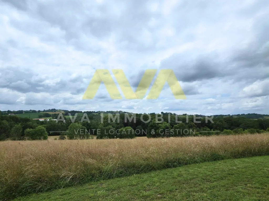 Maison à rénover dans un environnement calme près d'Orthez et Pau 