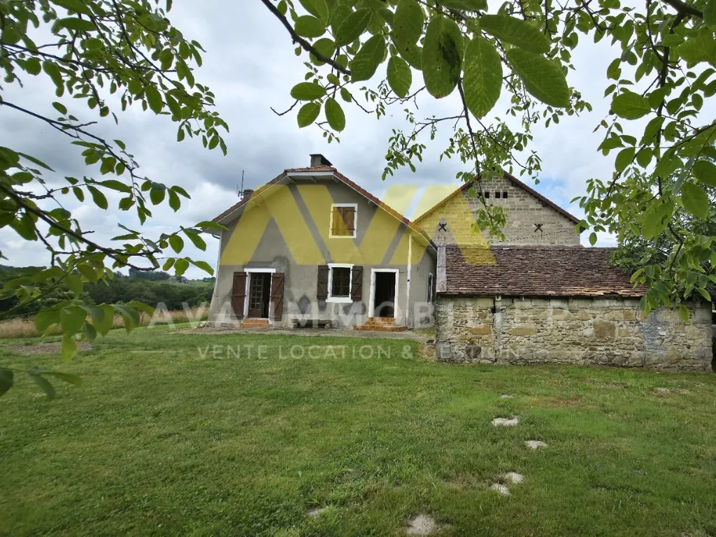 Maison à rénover dans un environnement calme près d'Orthez et Pau 