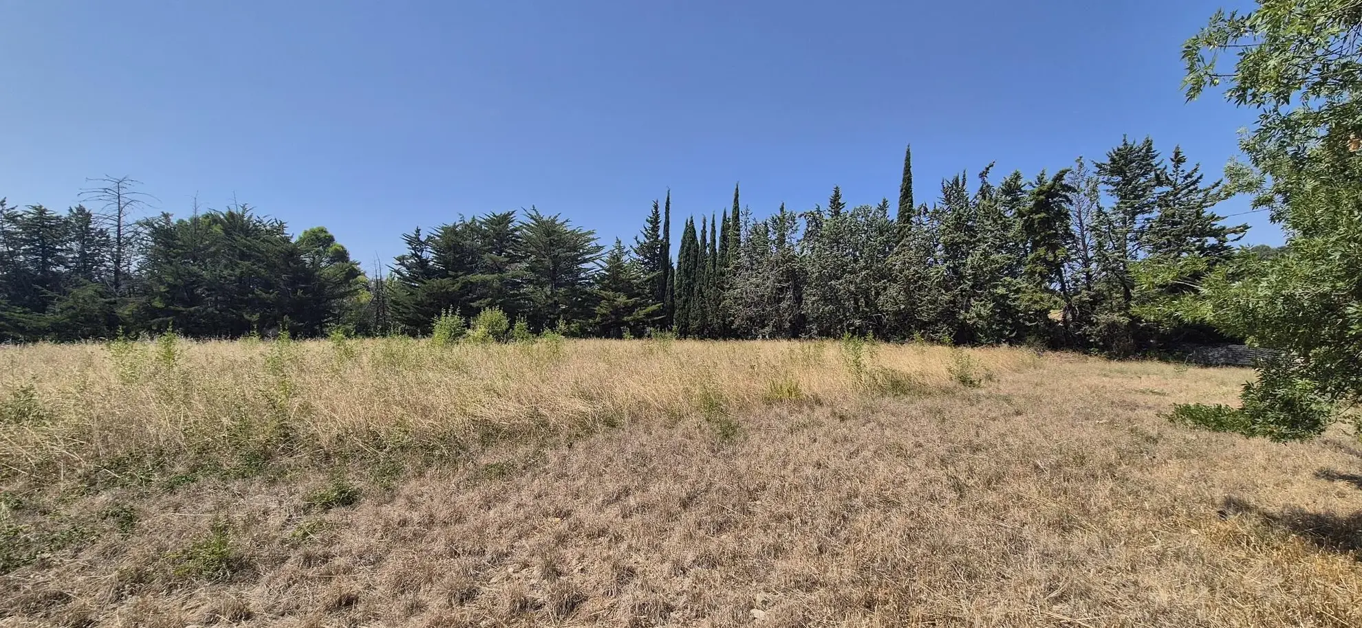 Terrain à bâtir de 514 m² à Clermont l'Hérault, secteur calme et résidentiel 