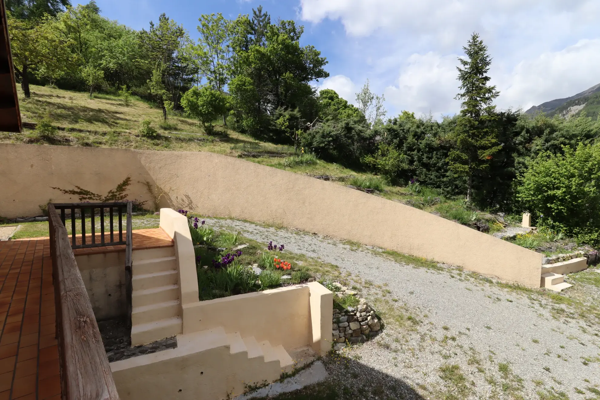 Belle maison de montagne avec jardin à Chaumie, proche stations de ski et sentiers de randonnée 