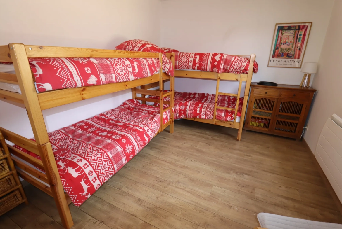 Belle maison de montagne avec jardin à Chaumie, proche stations de ski et sentiers de randonnée 