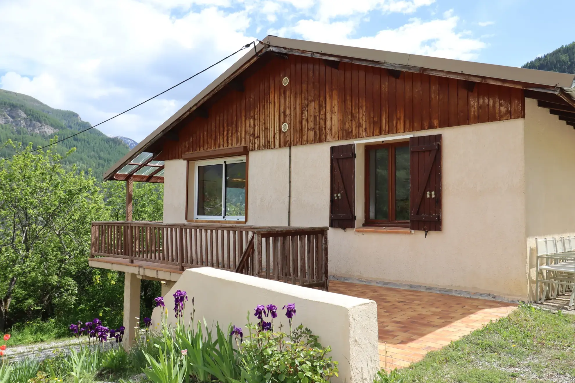 Belle maison de montagne avec jardin à Chaumie, proche stations de ski et sentiers de randonnée 