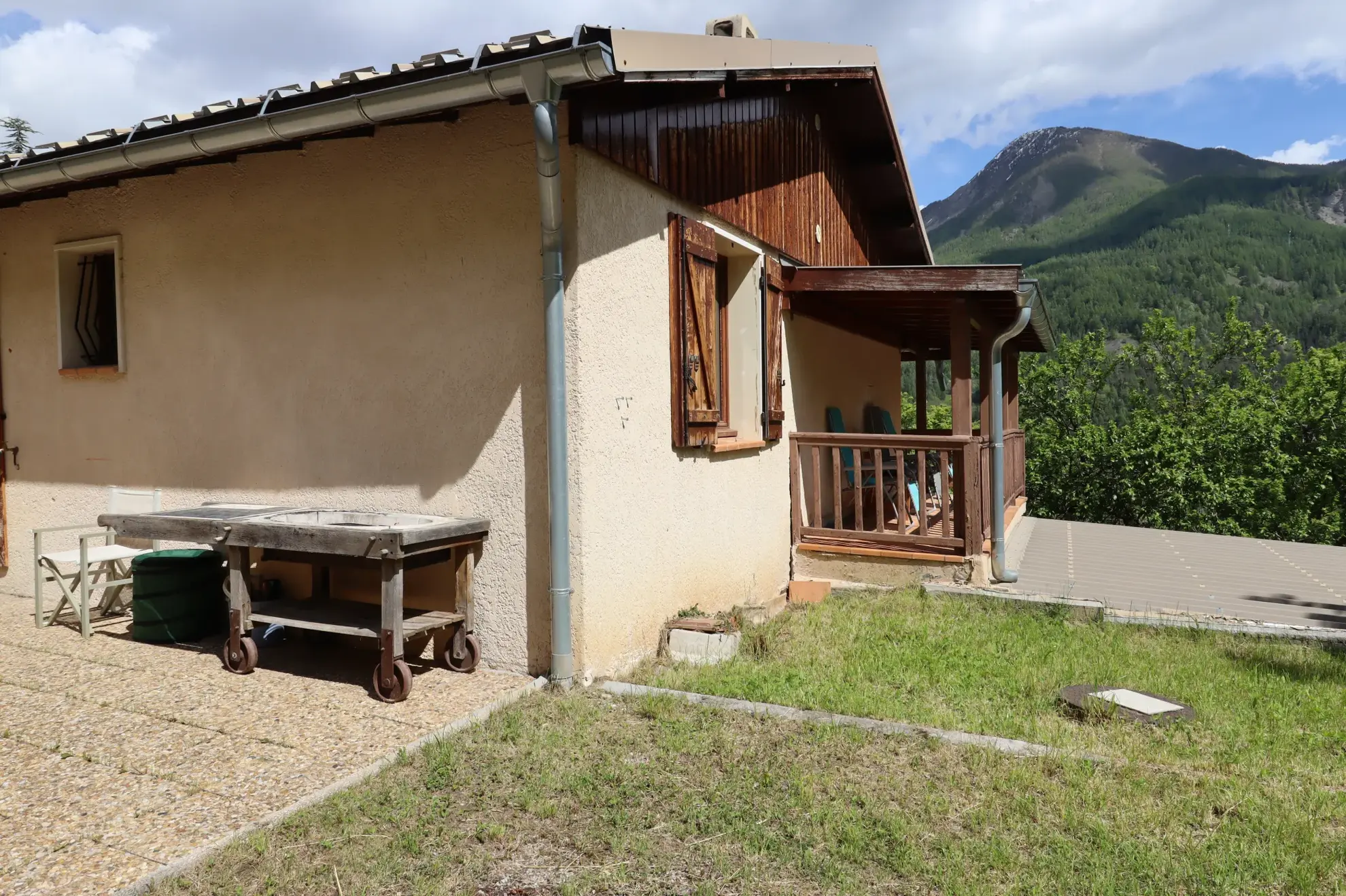 Belle maison de montagne avec jardin à Chaumie, proche stations de ski et sentiers de randonnée 