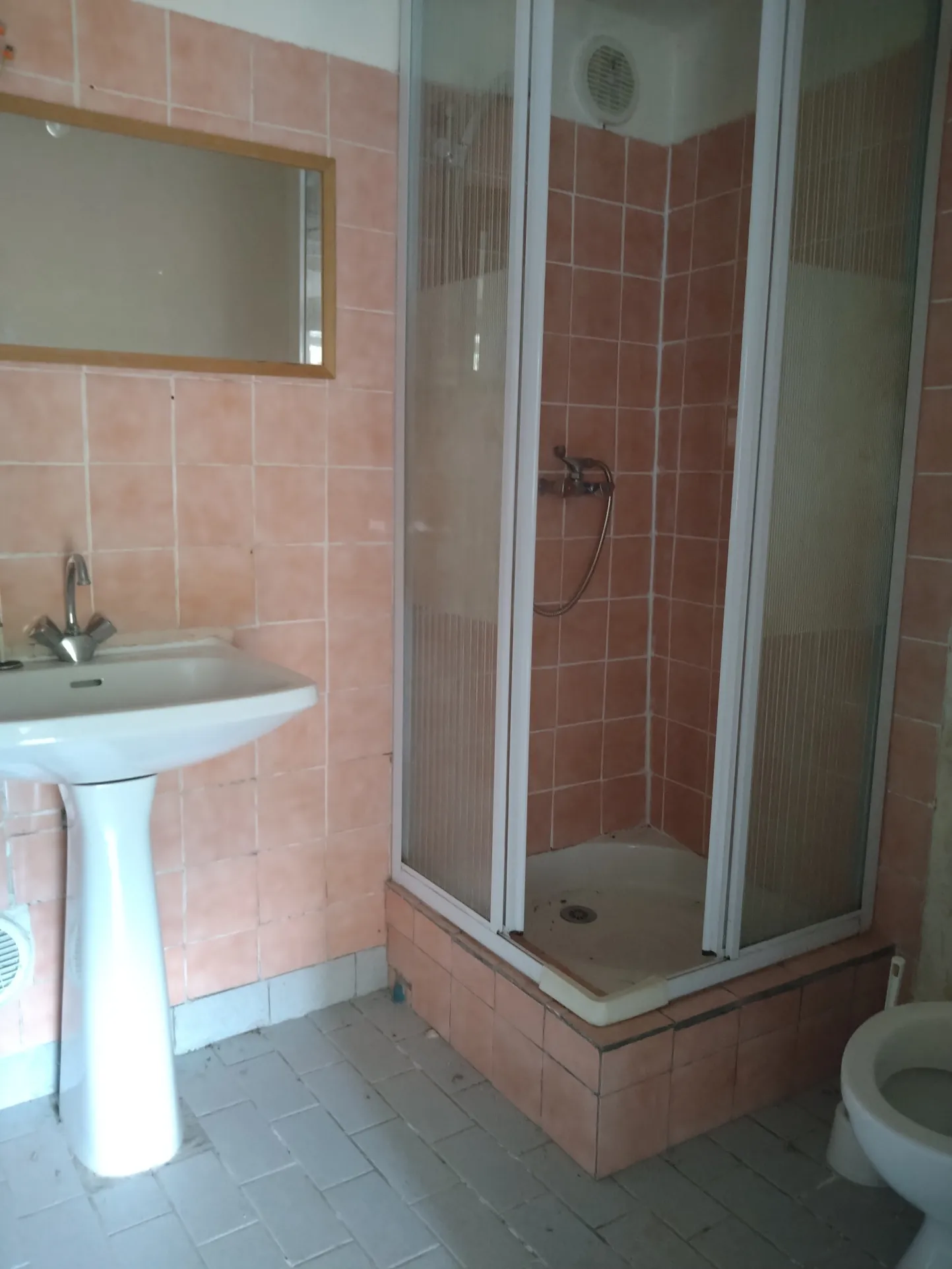 Maison de bourg à rénover de 67 m² à Javron-les-Chapelles 