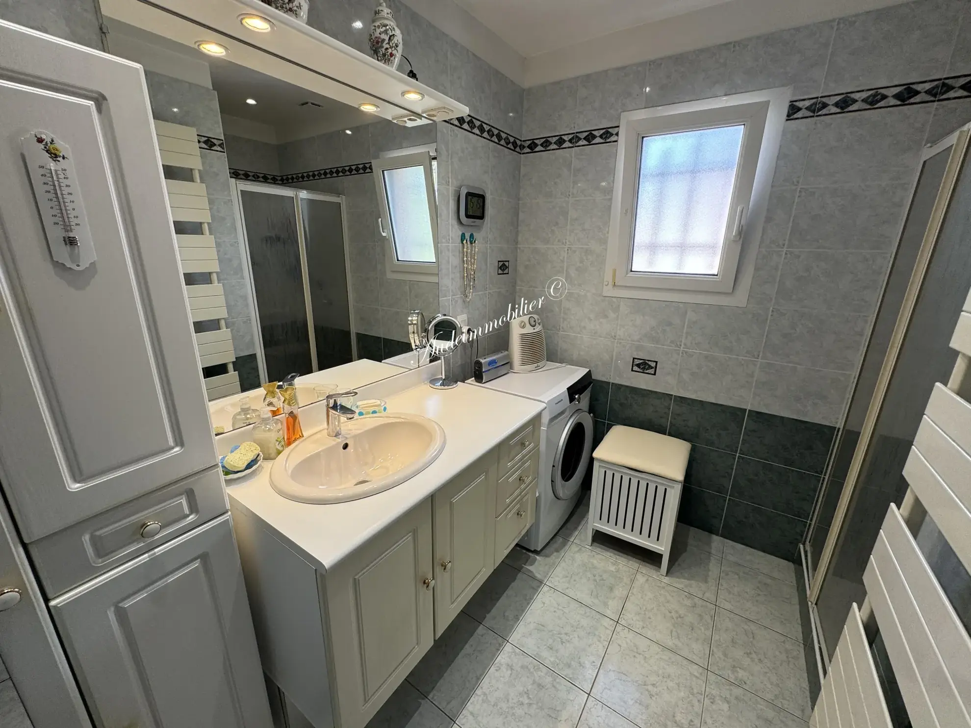Maison de plain-pied avec garage à Quillan, 3 chambres, terrain de 526 m² 