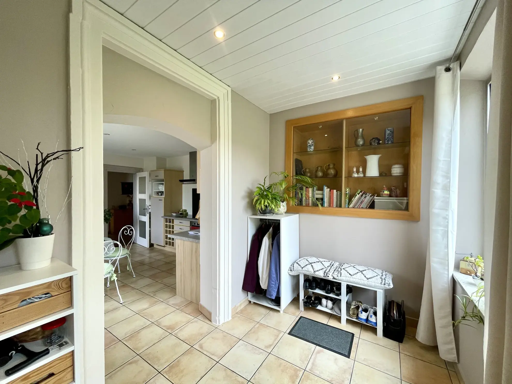 Appartement F5 avec jardin privatif à Kingersheim - Grande superficie et charme authentique 