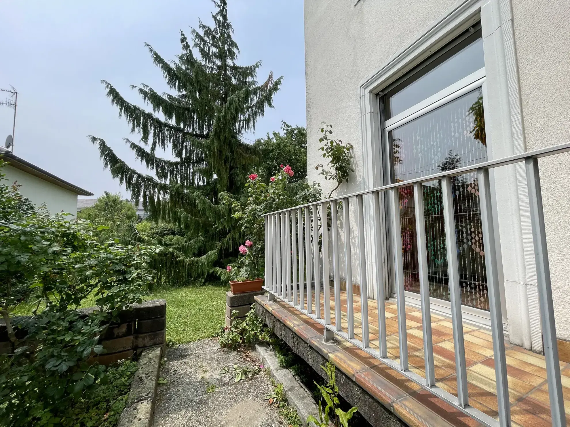 Appartement F5 avec jardin privatif à Kingersheim - Grande superficie et charme authentique 