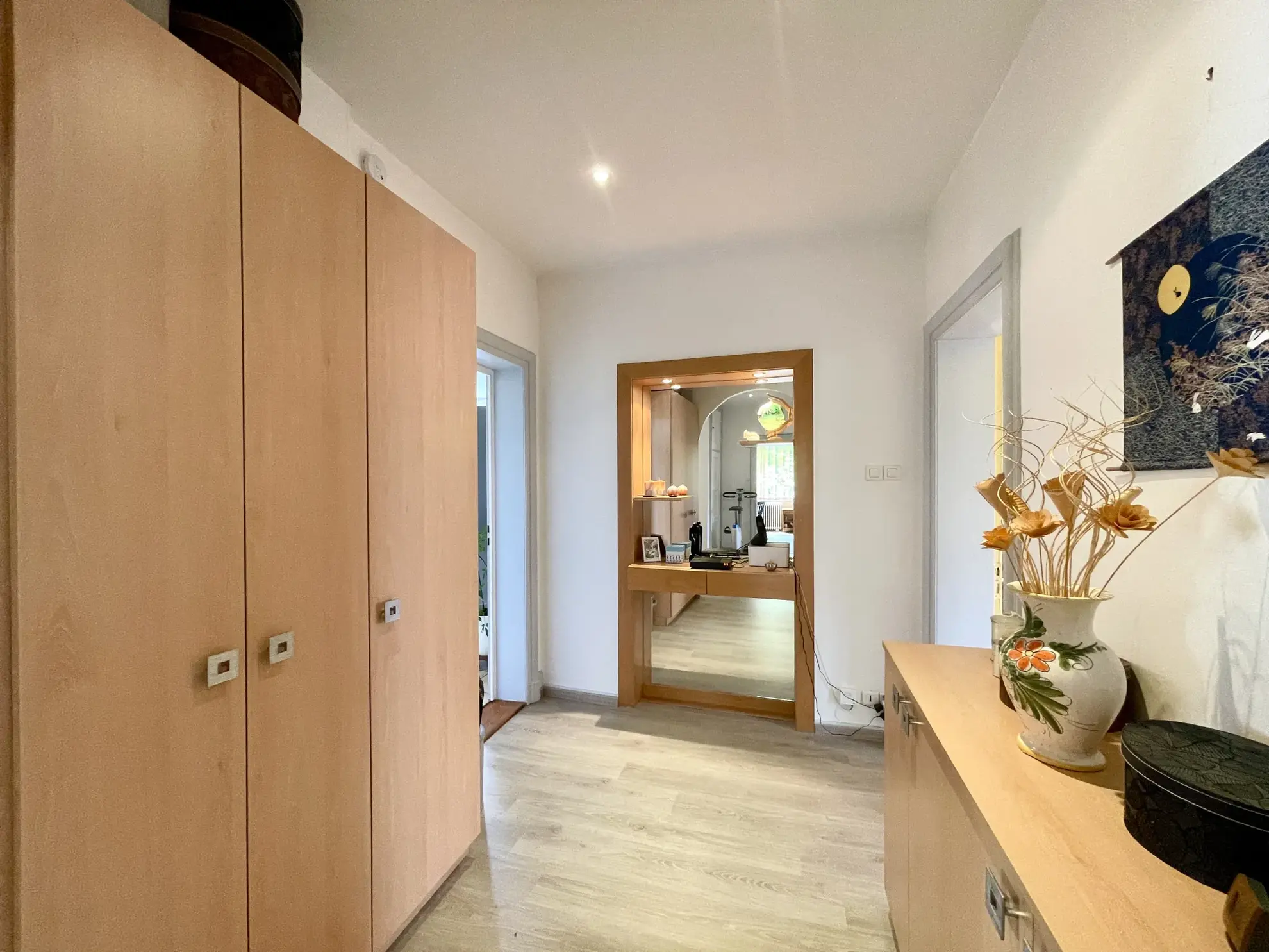 Appartement F5 avec jardin privatif à Kingersheim - Grande superficie et charme authentique 