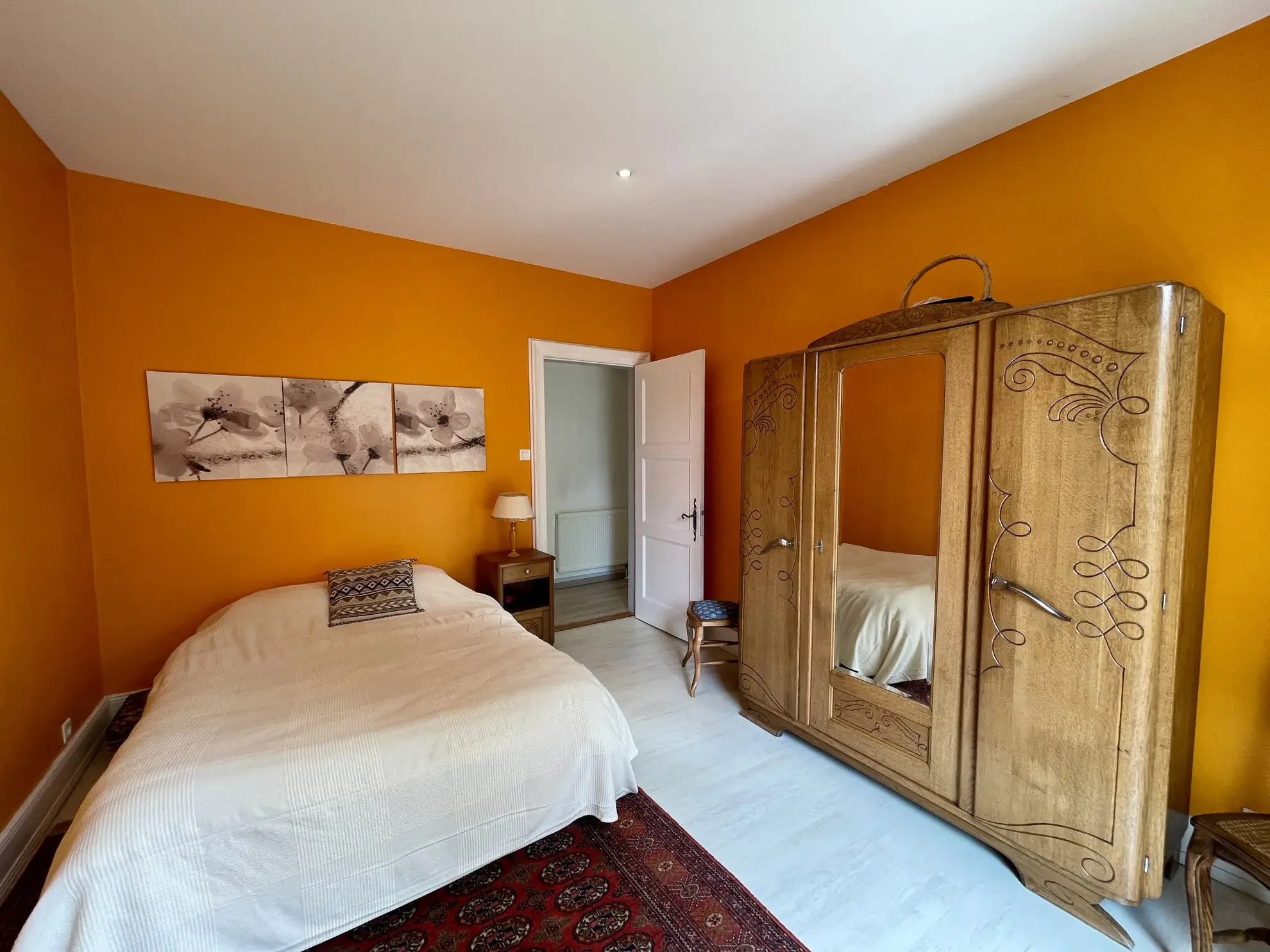 Appartement F5 avec jardin privatif à Kingersheim - Grande superficie et charme authentique 