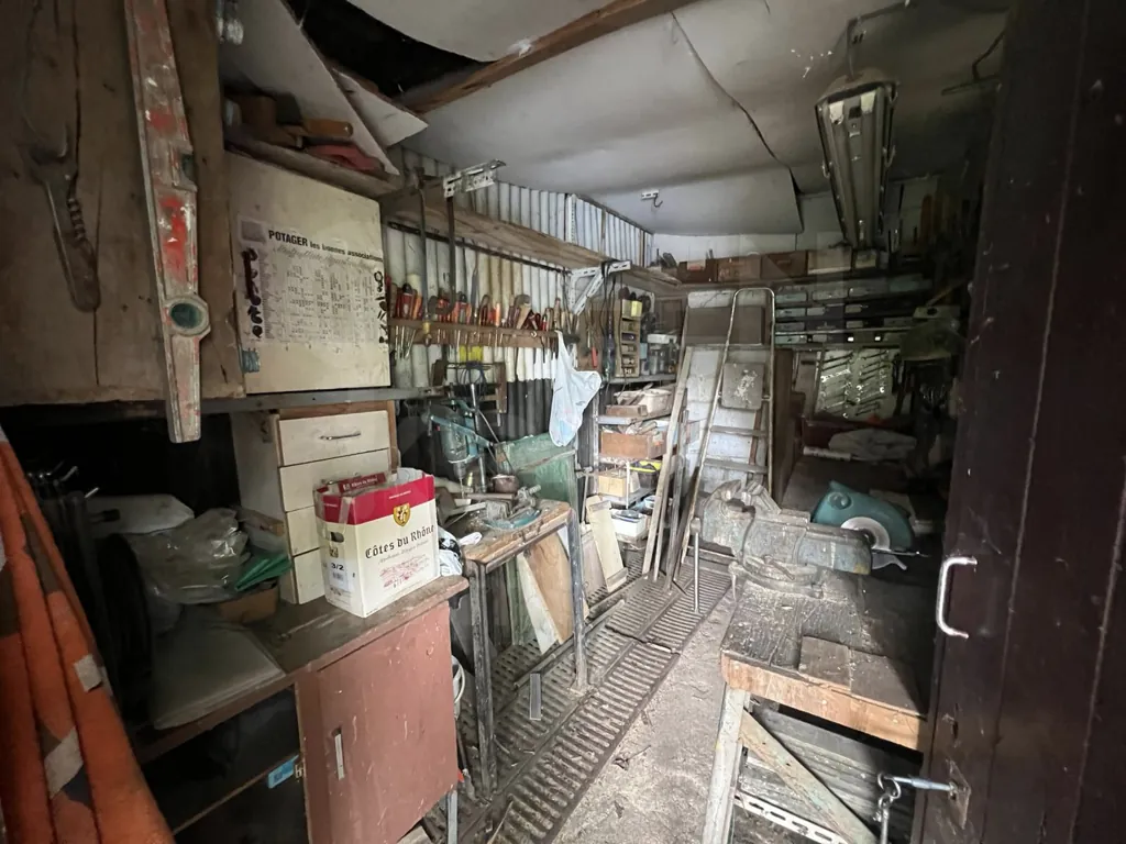 Maison ancienne à vendre à Varennes-Changy – 80 m², jardin et potentiel d'extension 