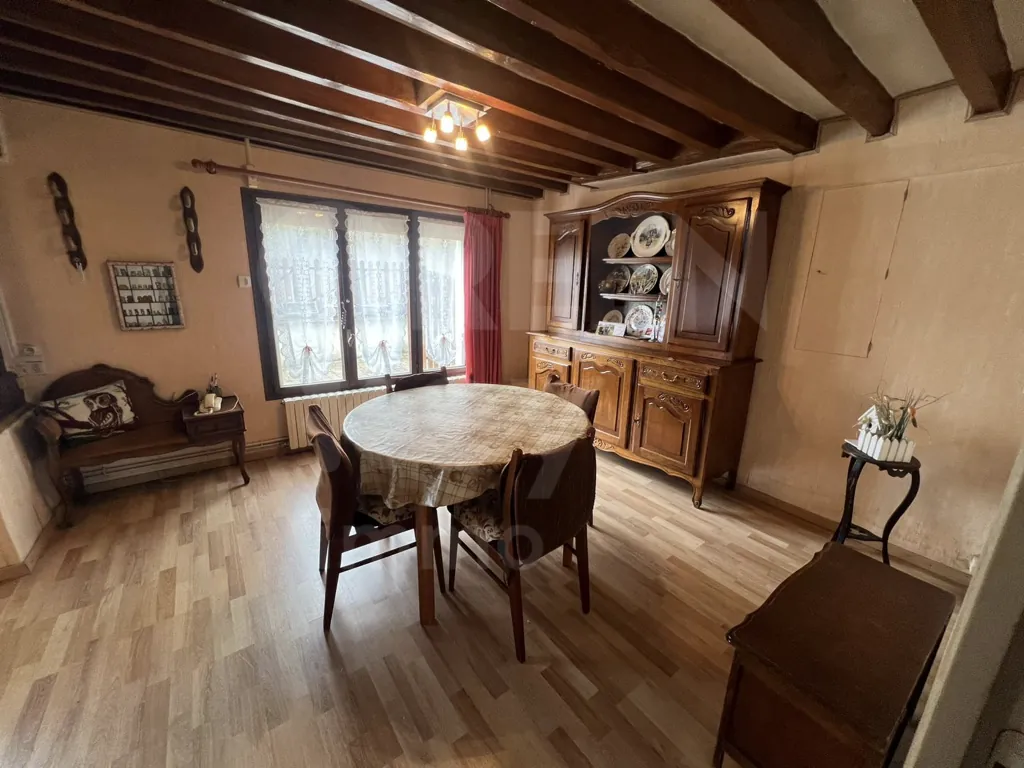 Maison ancienne à vendre à Varennes-Changy – 80 m², jardin et potentiel d'extension 