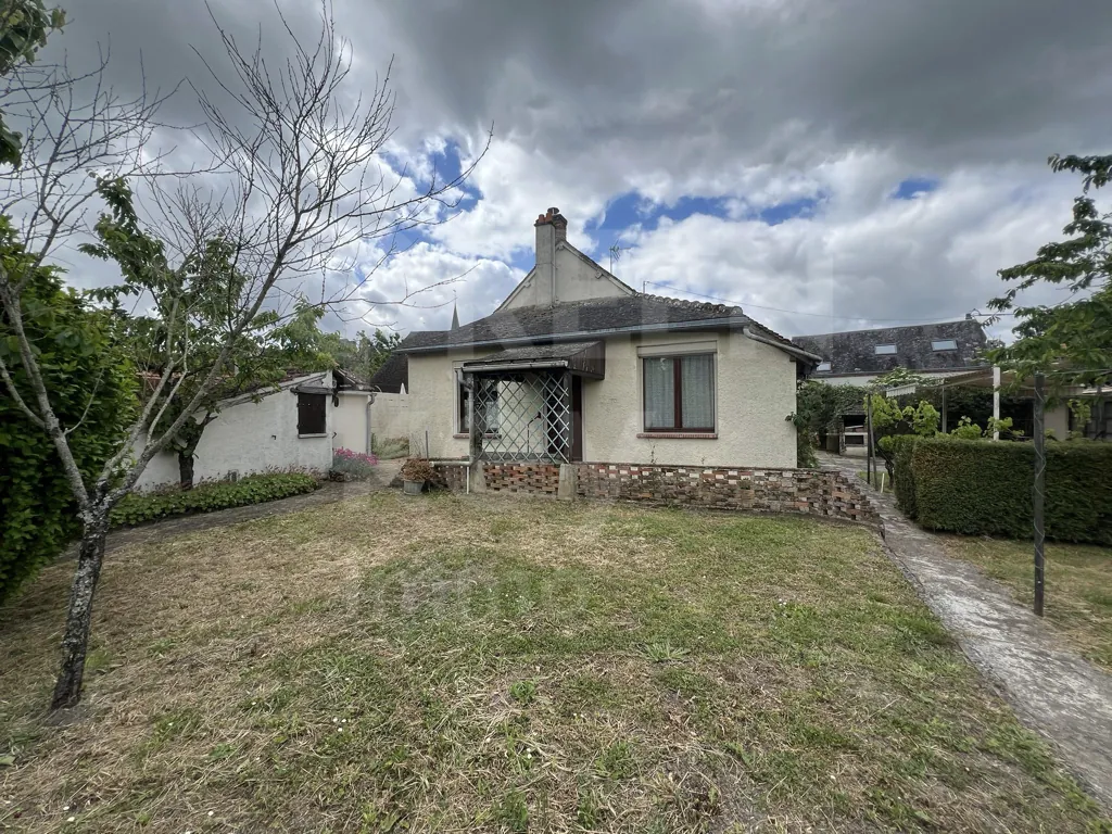 Maison ancienne à vendre à Varennes-Changy – 80 m², jardin et potentiel d'extension 