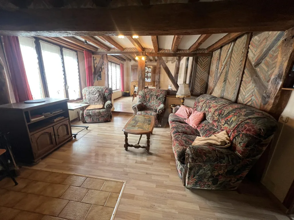Maison ancienne à vendre à Varennes-Changy – 80 m², jardin et potentiel d'extension 