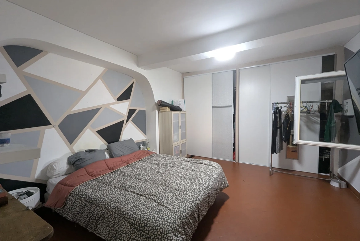 Grande maison de ville avec jardin à Castelnaudary de 182 m² 