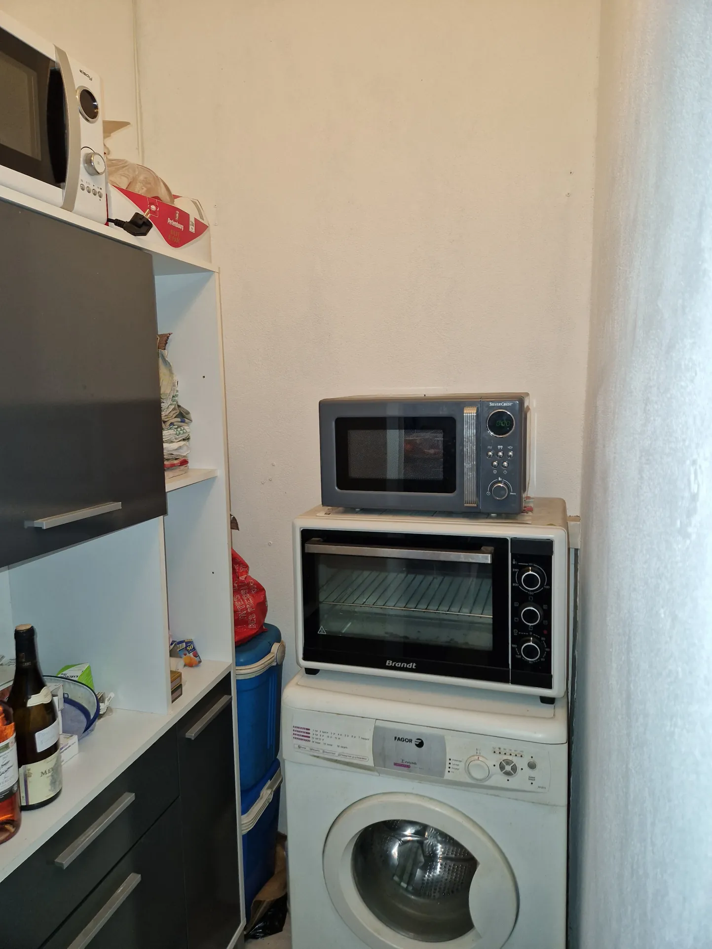 Appartement traversant à Autun avec 2 chambres, cave et chauffage collectif 