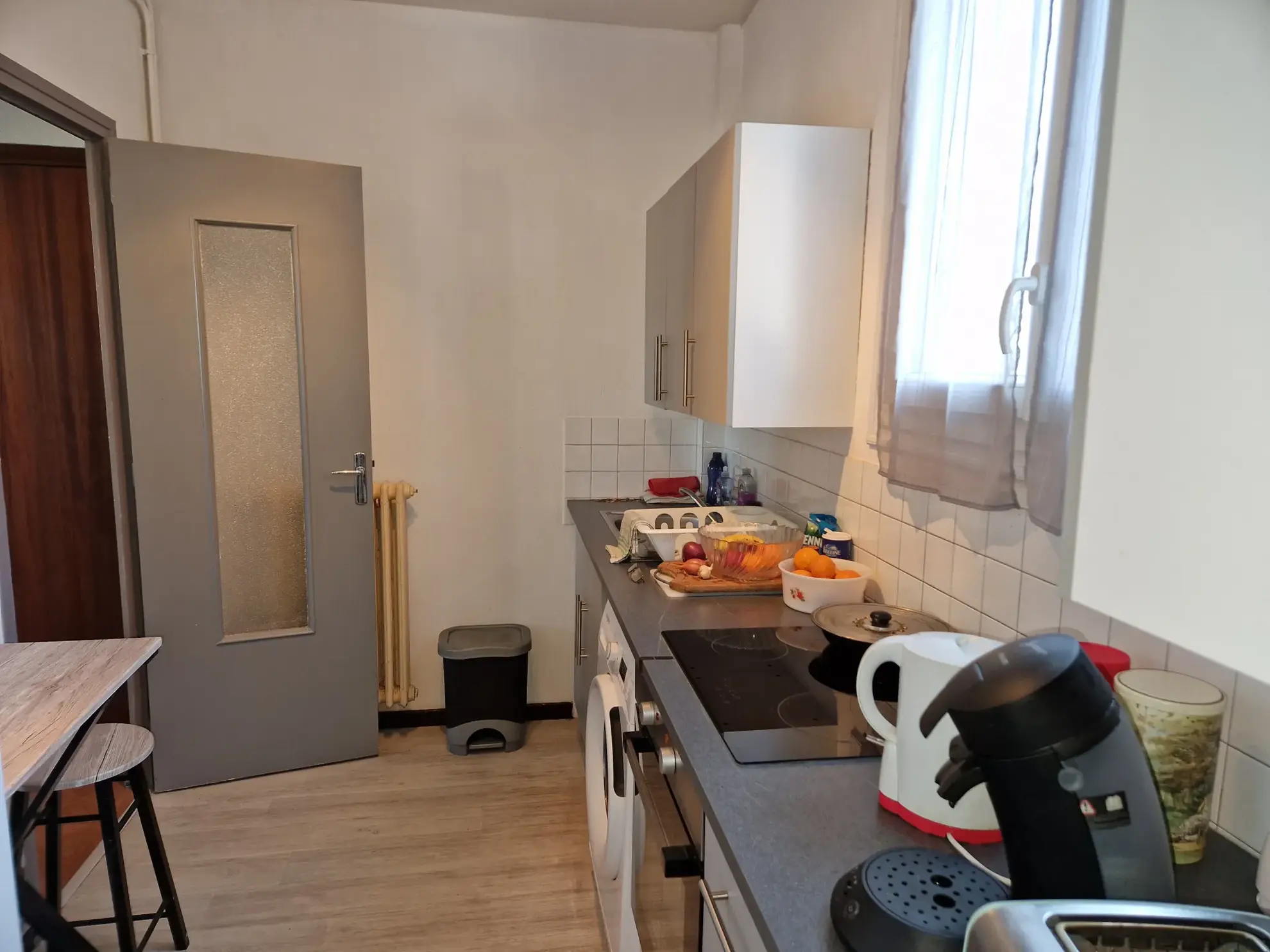 Appartement traversant à Autun avec 2 chambres, cave et chauffage collectif 