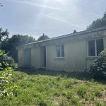 Maison de plain-pied à rénover à Saint Laurent de la Salle avec terrain de 1475 m2