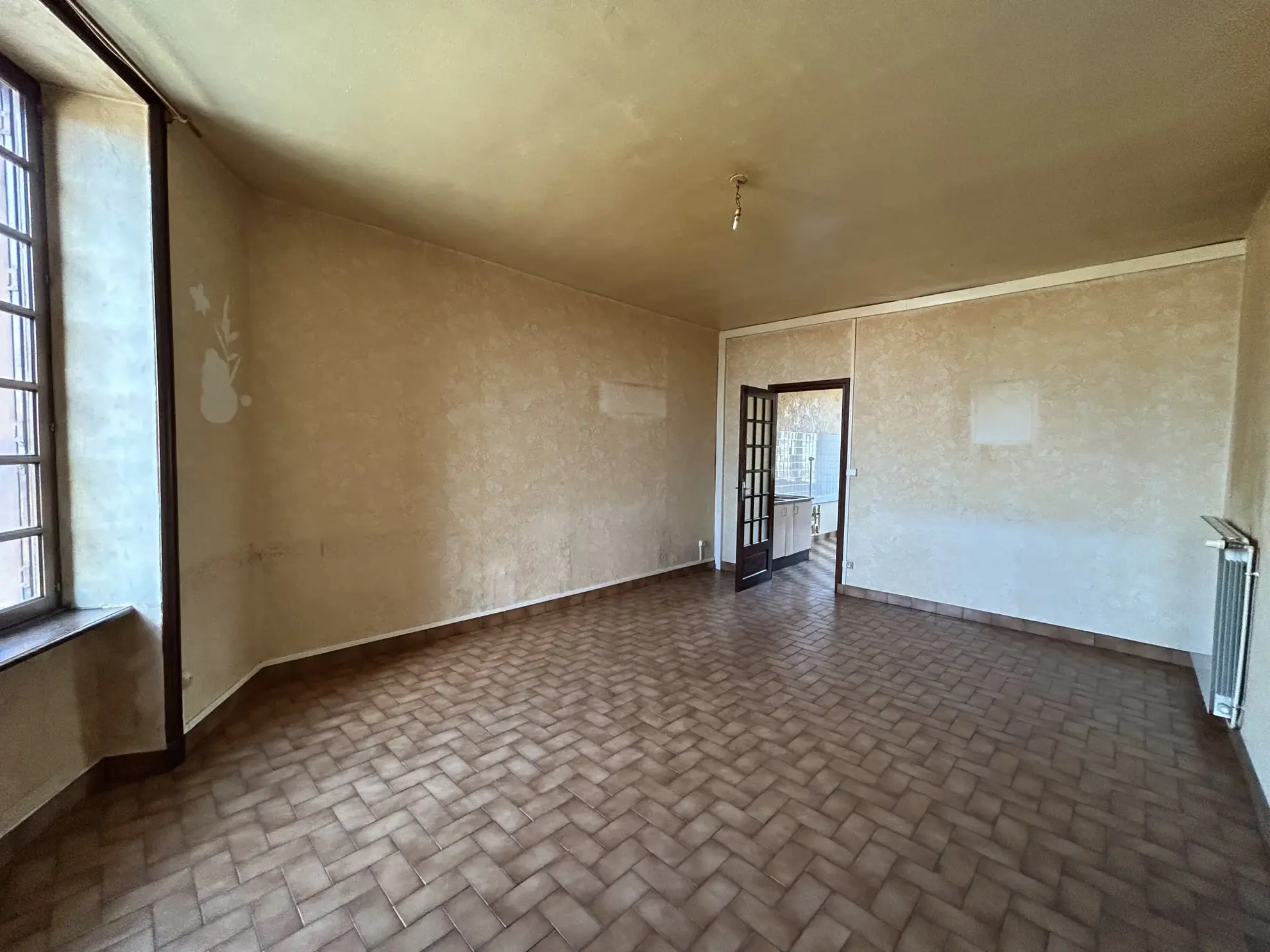 Charmante maison de village de 117m² avec dépendance à Saint-Just-la-Pendue 