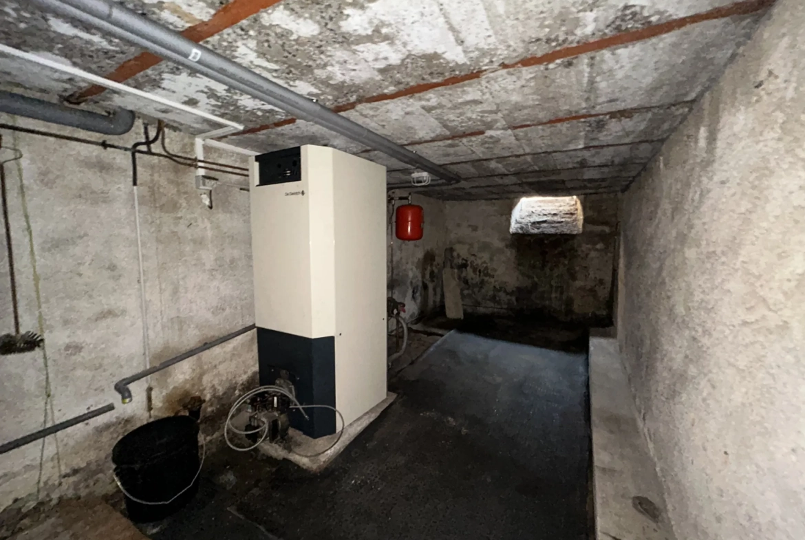 Charmante maison de village de 117m² avec dépendance à Saint-Just-la-Pendue 