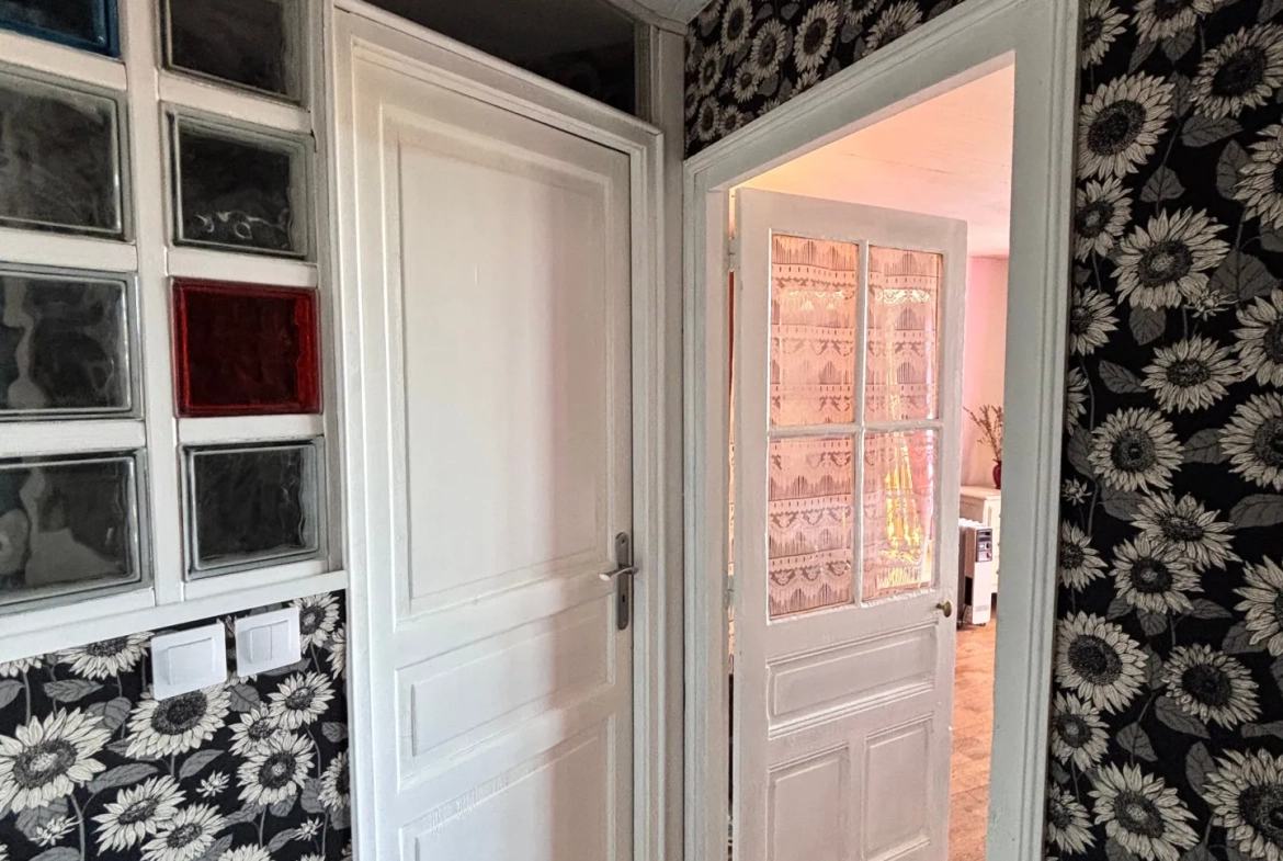 Maison de ville en pierres de 65 m² avec jardin exposé sud à Bourganeuf 