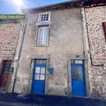 Maison de ville en pierres de 65 m² avec jardin exposé sud à Bourganeuf