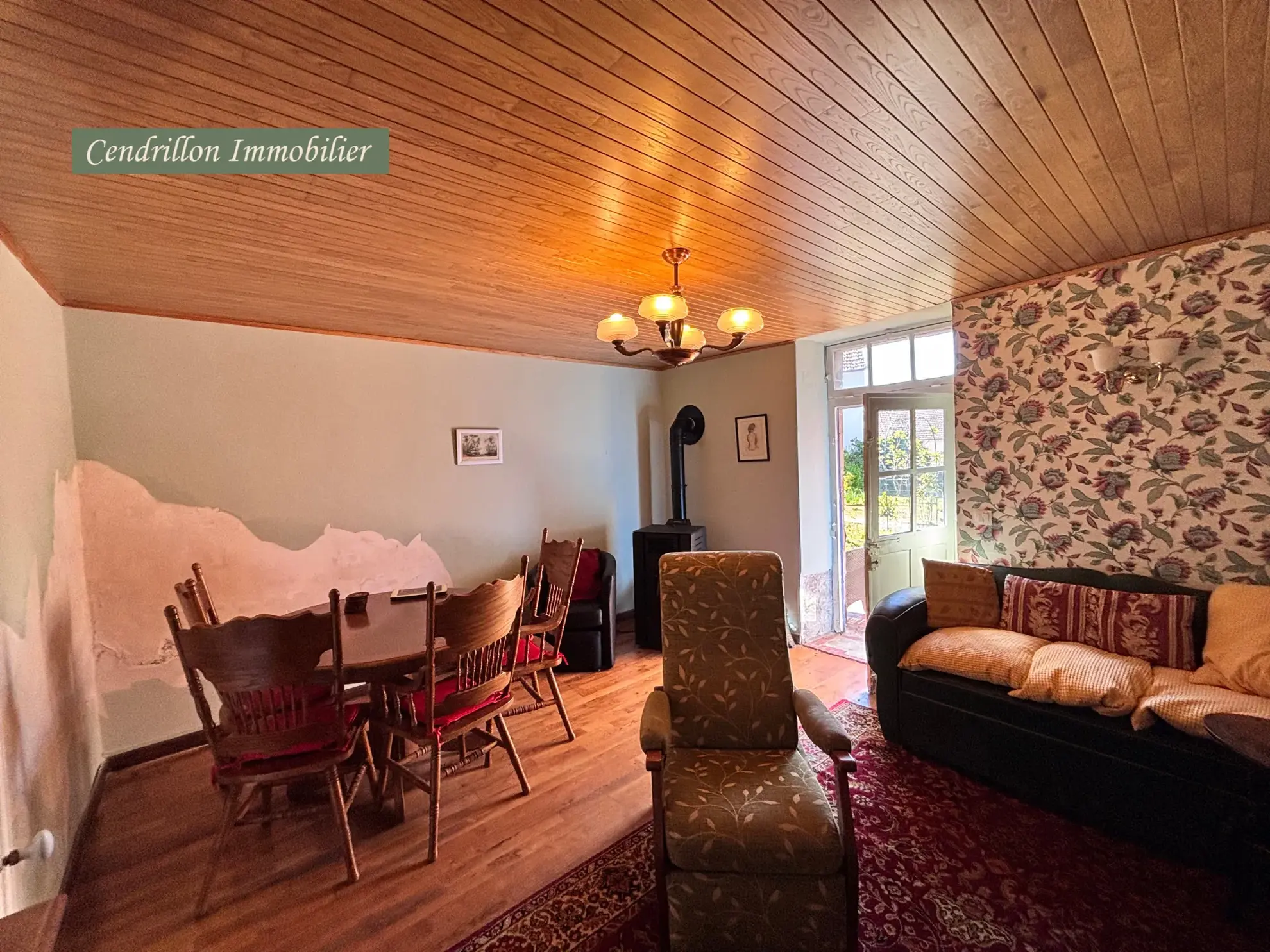 Maison de ville en pierres de 65 m² avec jardin exposé sud à Bourganeuf 