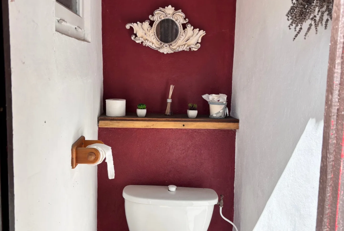 Maison de ville en pierres de 65 m² avec jardin exposé sud à Bourganeuf 